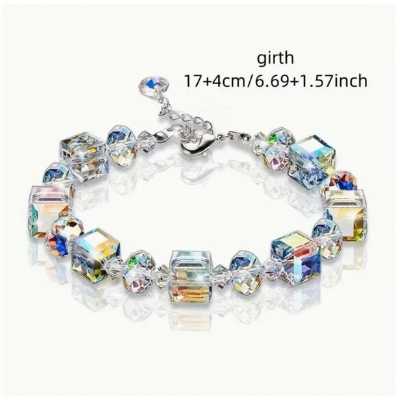 Stunning Iridescent Crystal Cube & Bead Bracelet Adjustable 6.69"+1.57" - Picture 2 of 2